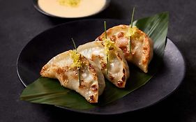 سوفيتيل بالم دبي ريزورت أند سبا